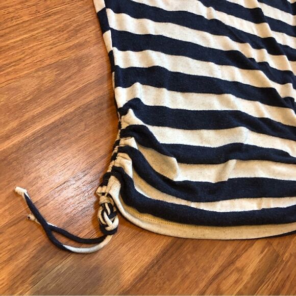 Juniper Ln Maternity short sleeve navy blue and white striped size Large - Picture 8 of 11